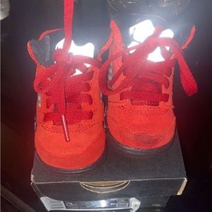 Toddler retro jordans.